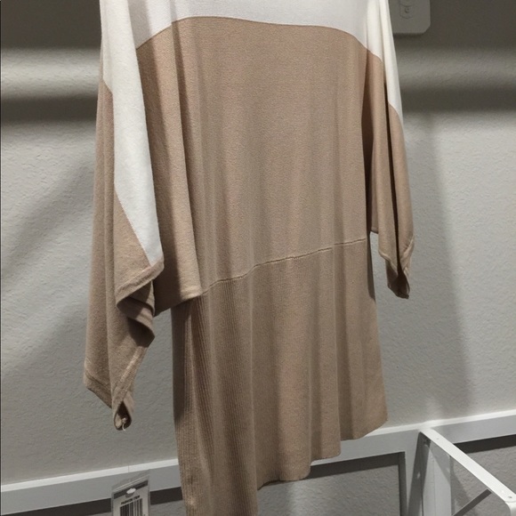 Style & Co top - Picture 2 of 4